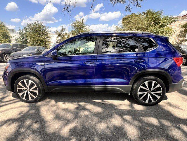 2023 Volkswagen Taos SE