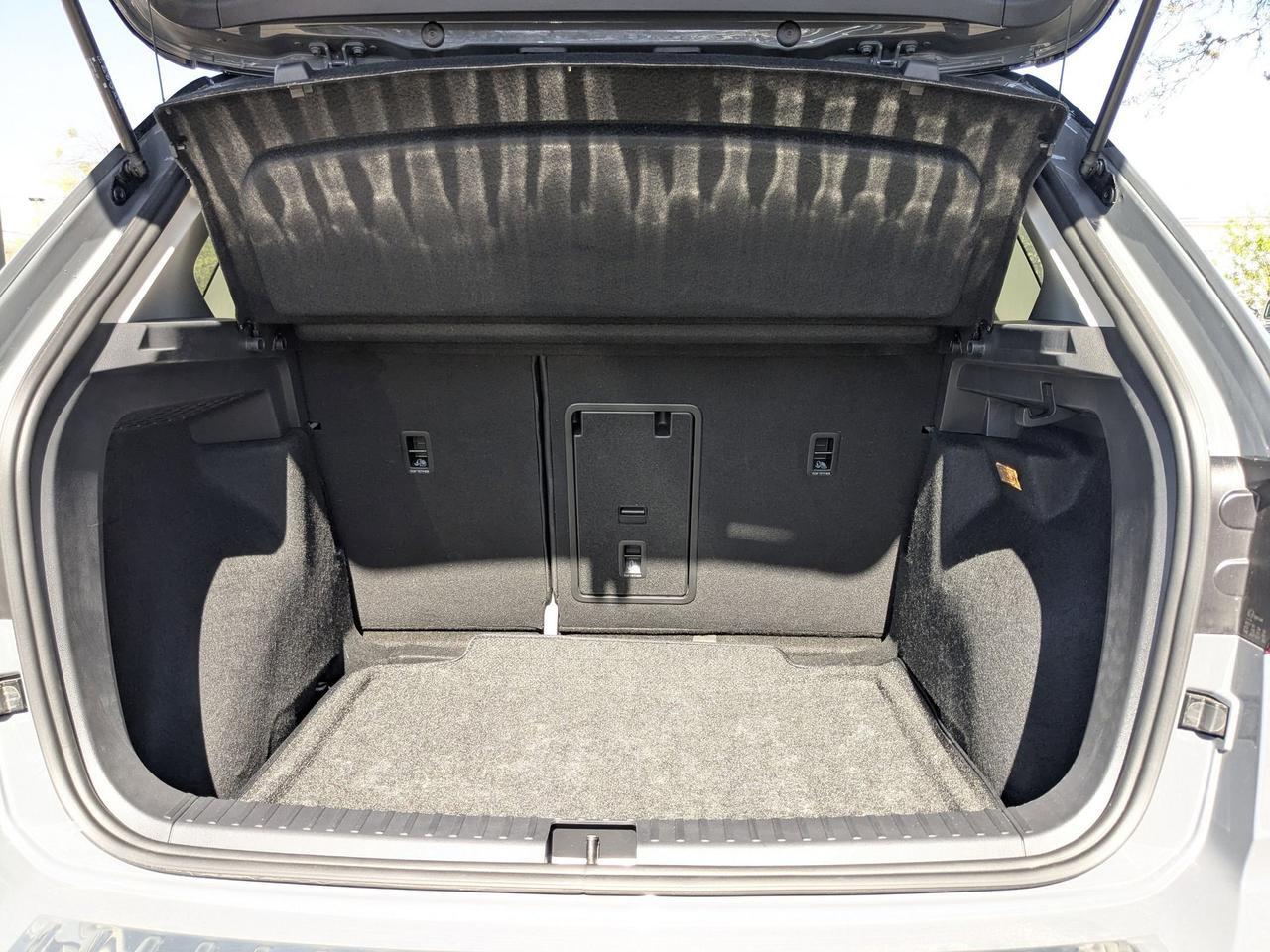 2023 Volkswagen Taos SE San Antonio TX