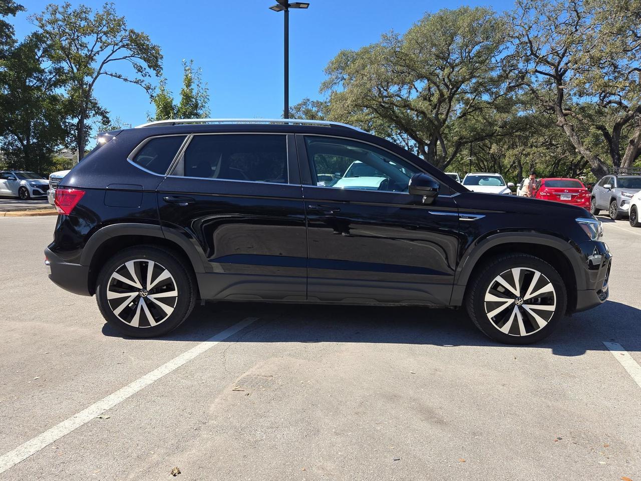 2023 Volkswagen Taos SE