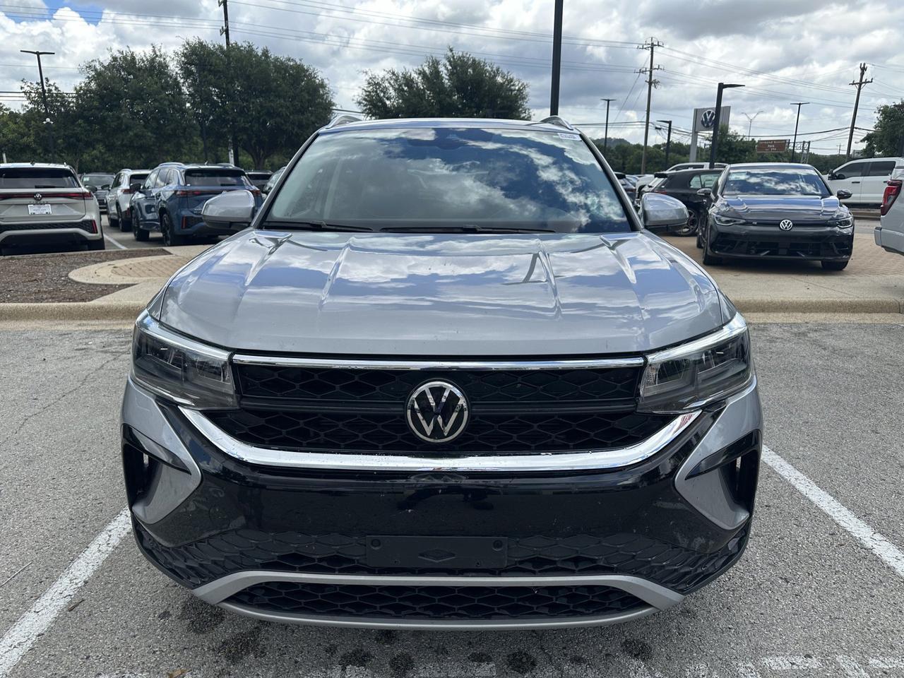 2023 Volkswagen Taos SE