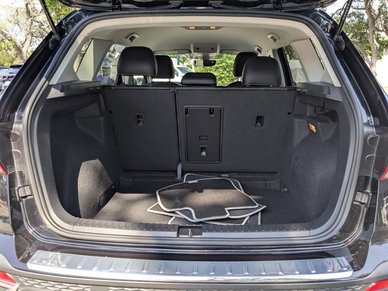 2023 Volkswagen Taos SE San Antonio TX