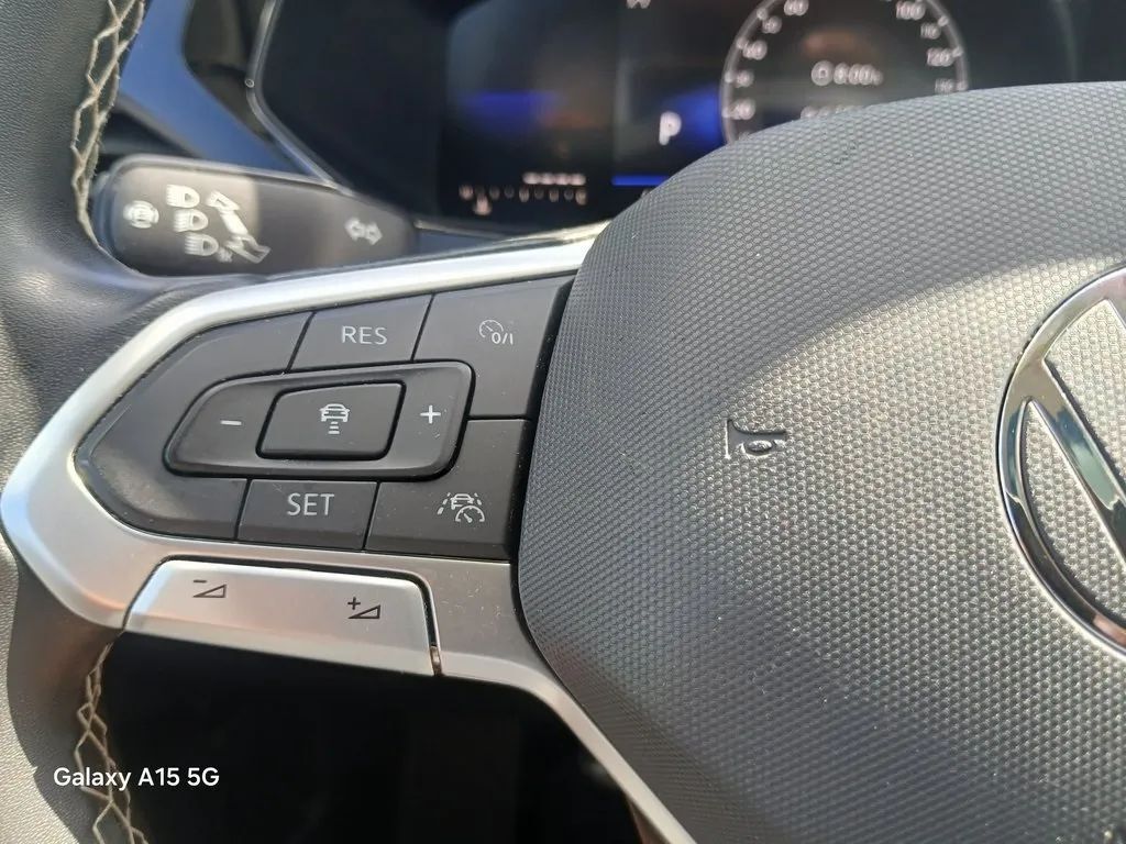 2023 Volkswagen Taos SE Sport Utility 4D Maitland FL