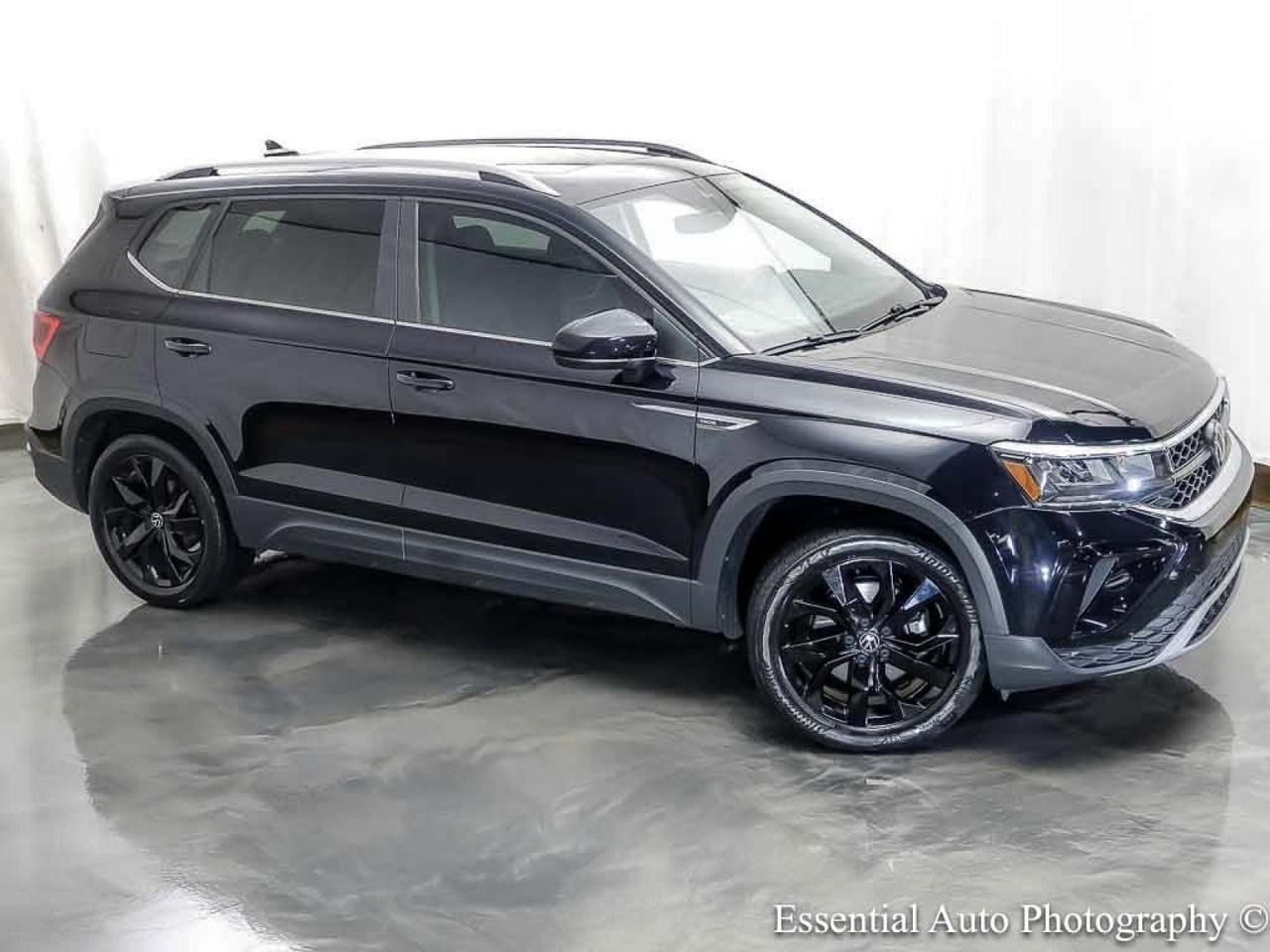 2023 Volkswagen Taos SE Willowbrook IL