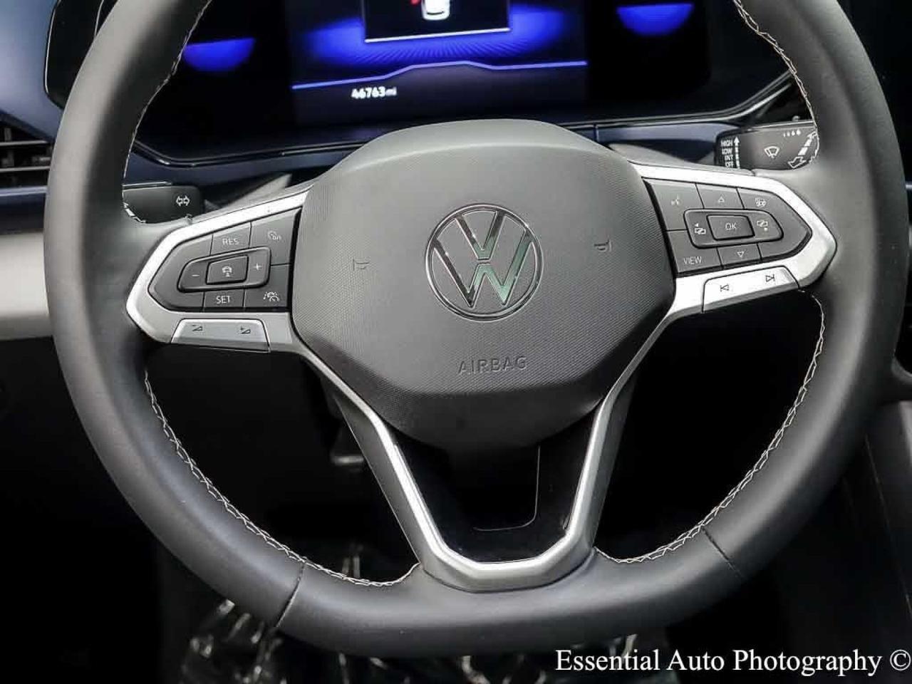 2023 Volkswagen Taos SE Willowbrook IL