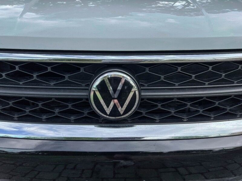 2023 Volkswagen Taos SE Wilmington NC