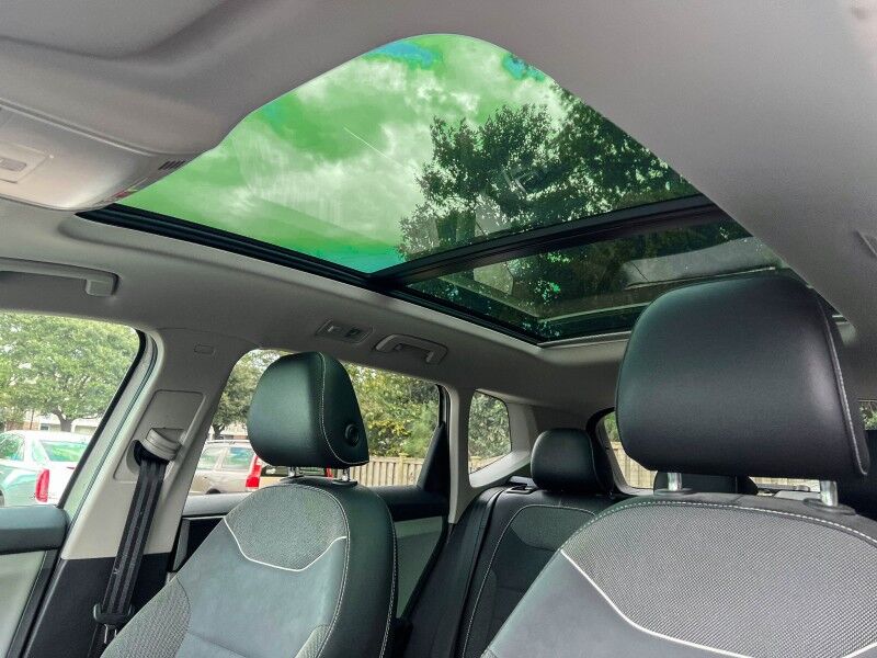 2023 Volkswagen Taos SE Wilmington NC