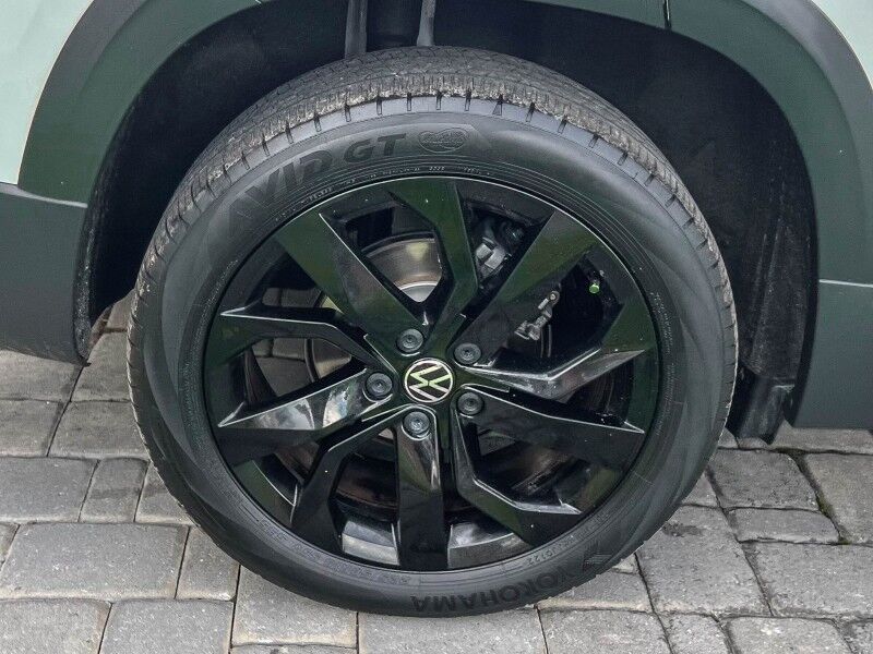 2023 Volkswagen Taos SE Wilmington NC