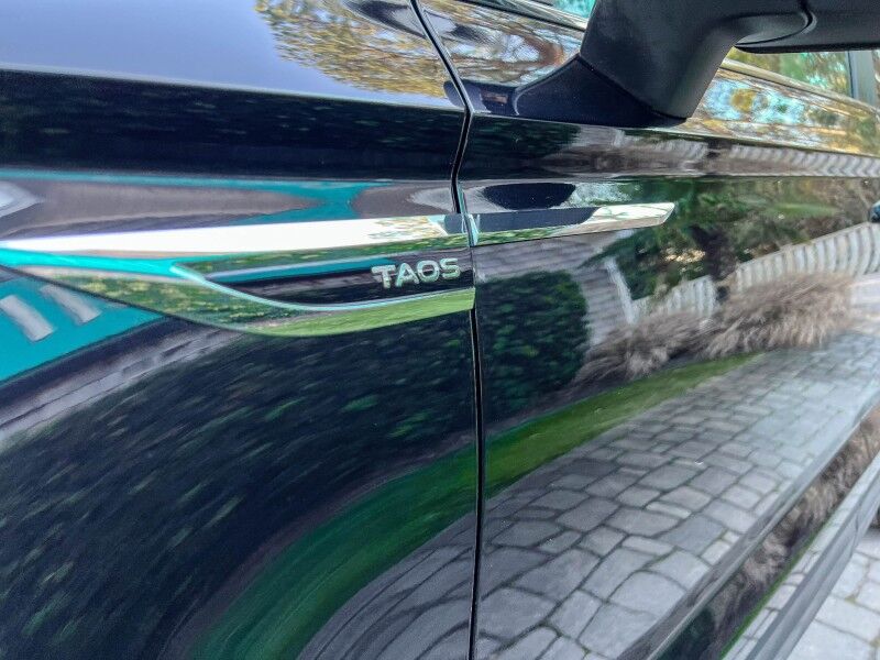 2023 Volkswagen Taos SE Wilmington NC