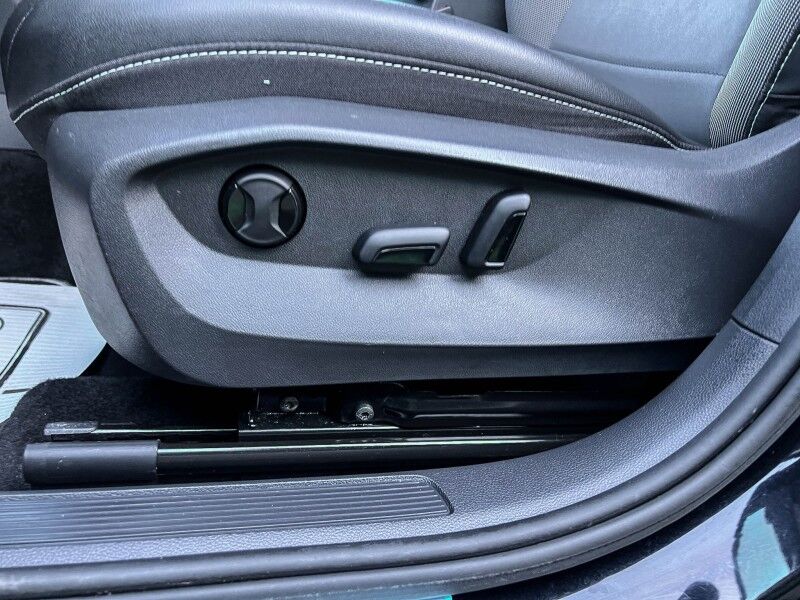 2023 Volkswagen Taos SE Wilmington NC