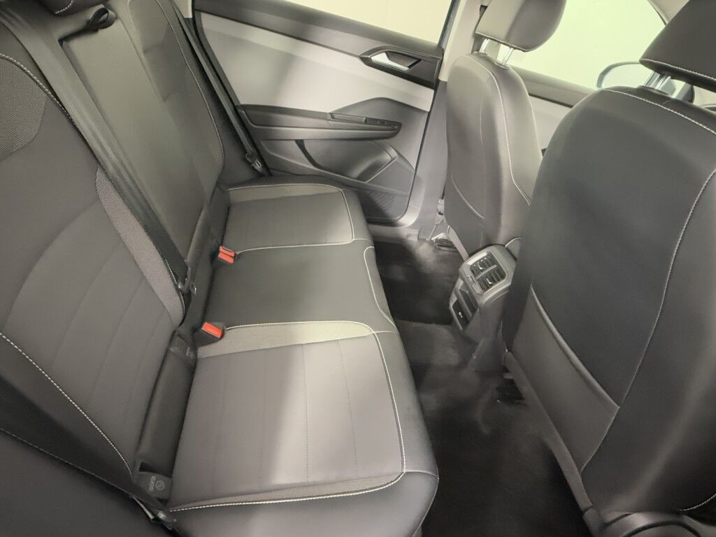 2023 Volkswagen Taos SE w/Panoramic Sunroof Maumee OH
