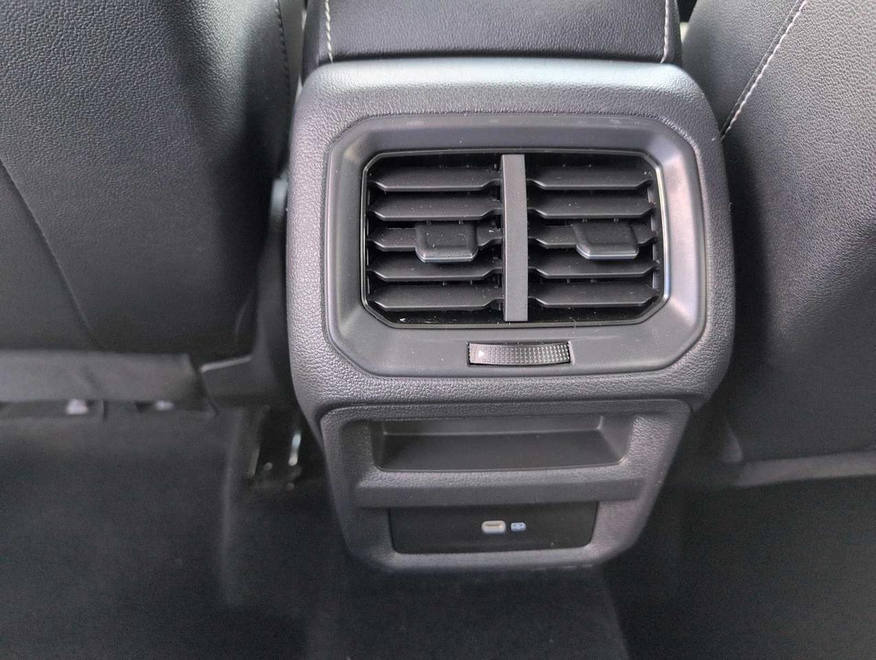 2023 Volkswagen Taos SE Medford MA