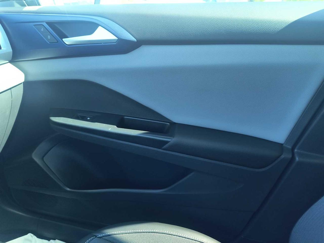 2023 Volkswagen Taos SE Medford MA