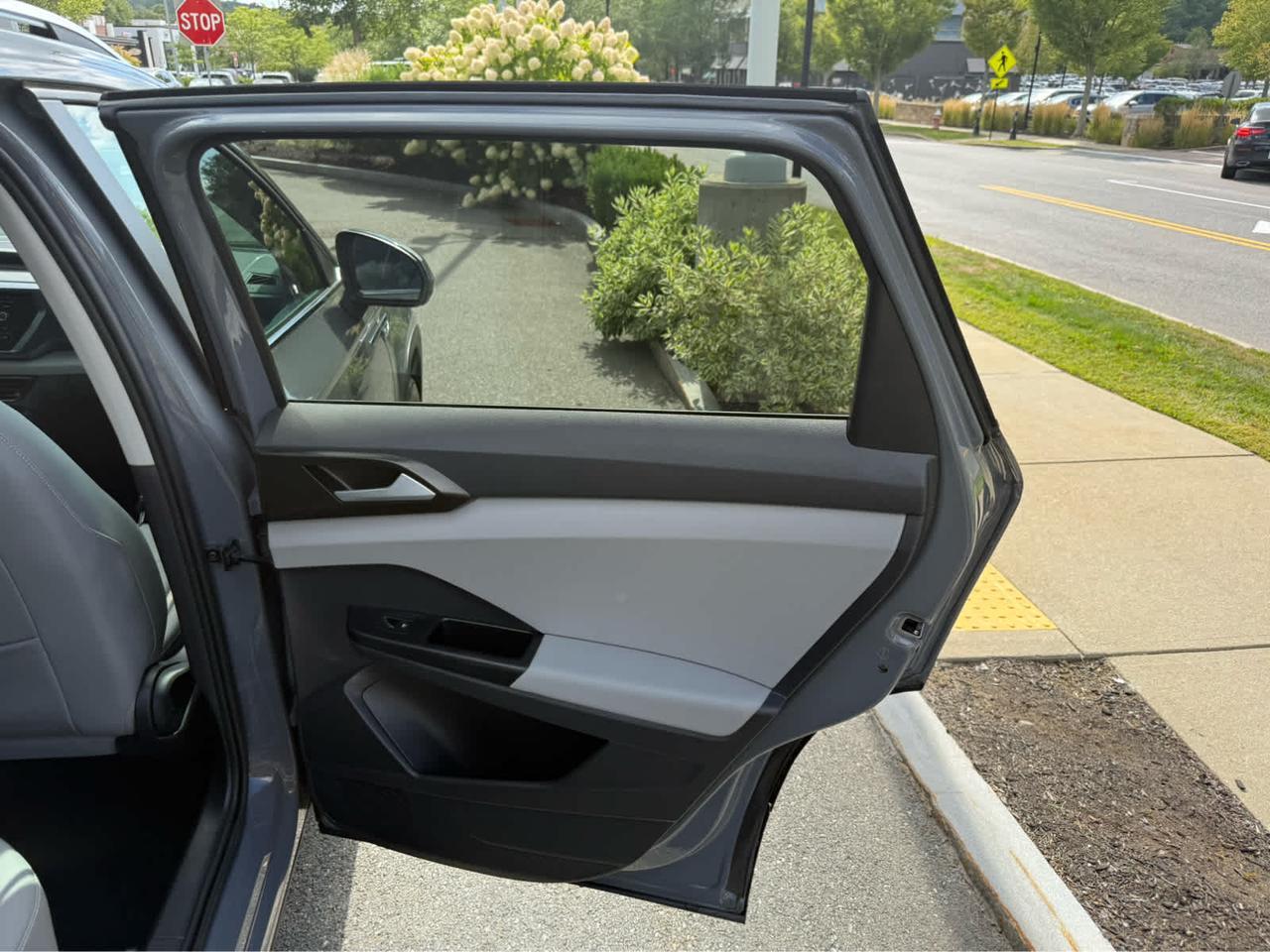 2023 Volkswagen Taos SE Wellesley MA