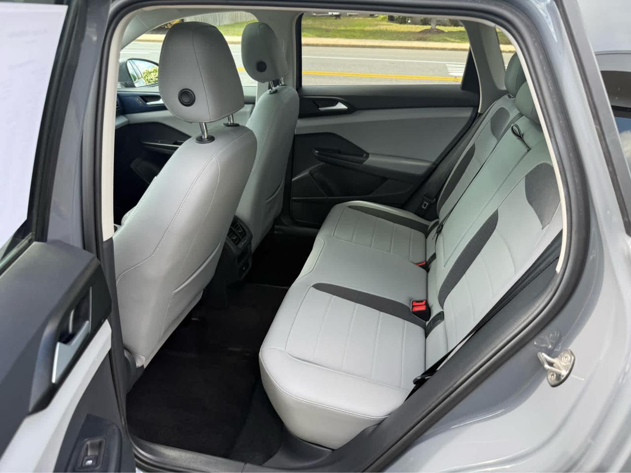 2023 Volkswagen Taos SE Wellesley MA