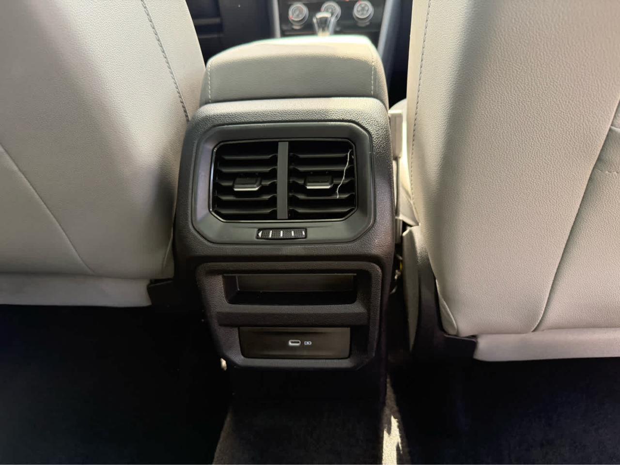 2023 Volkswagen Taos SE Wellesley MA