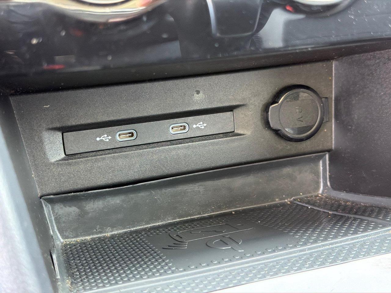 2023 Volkswagen Taos SEL Hagerstown MD