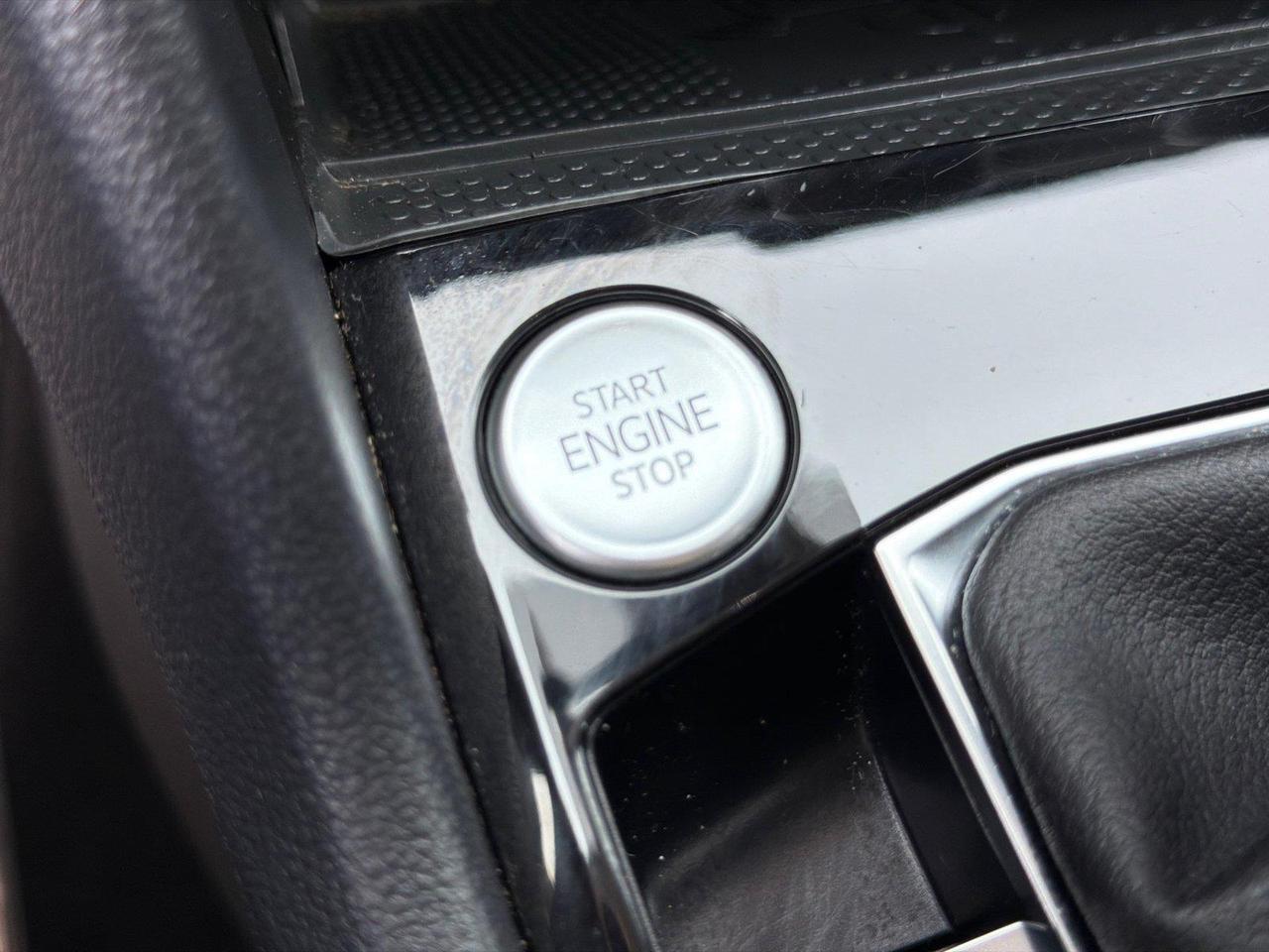 2023 Volkswagen Taos SEL Hagerstown MD