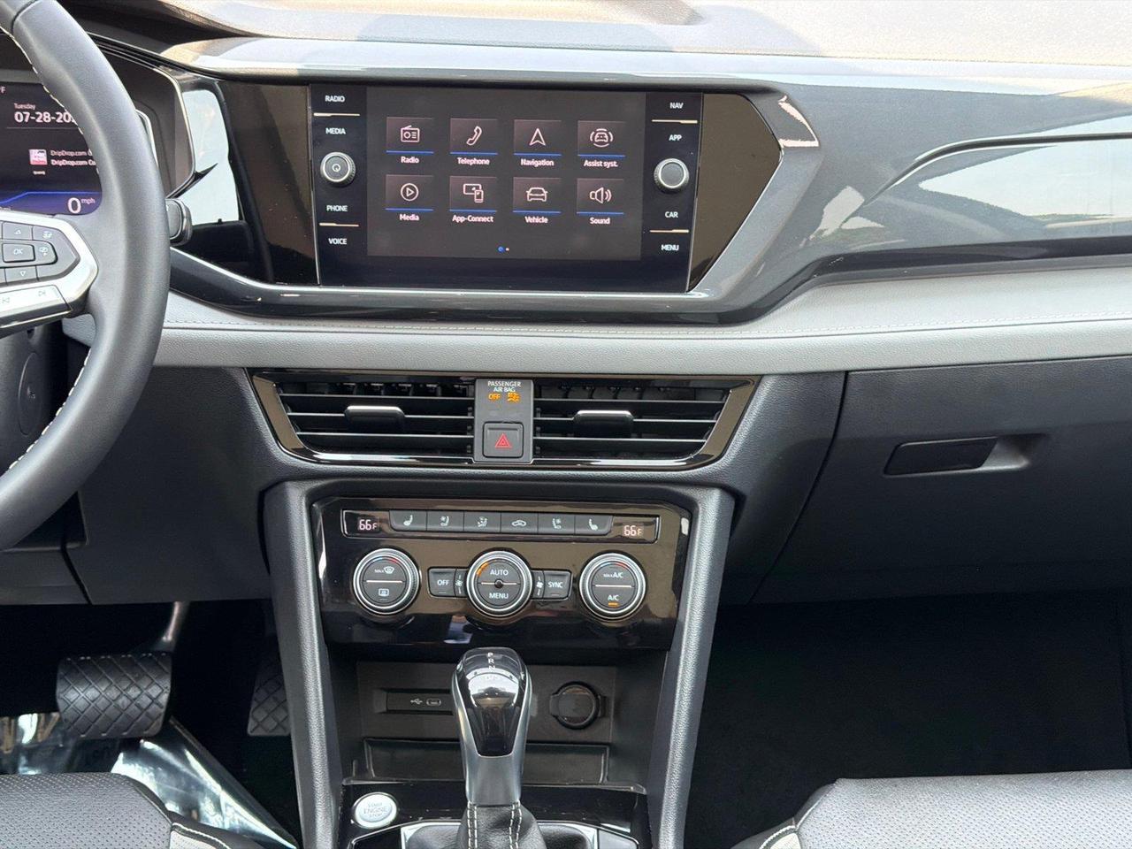 2023 Volkswagen Taos SEL Hagerstown MD