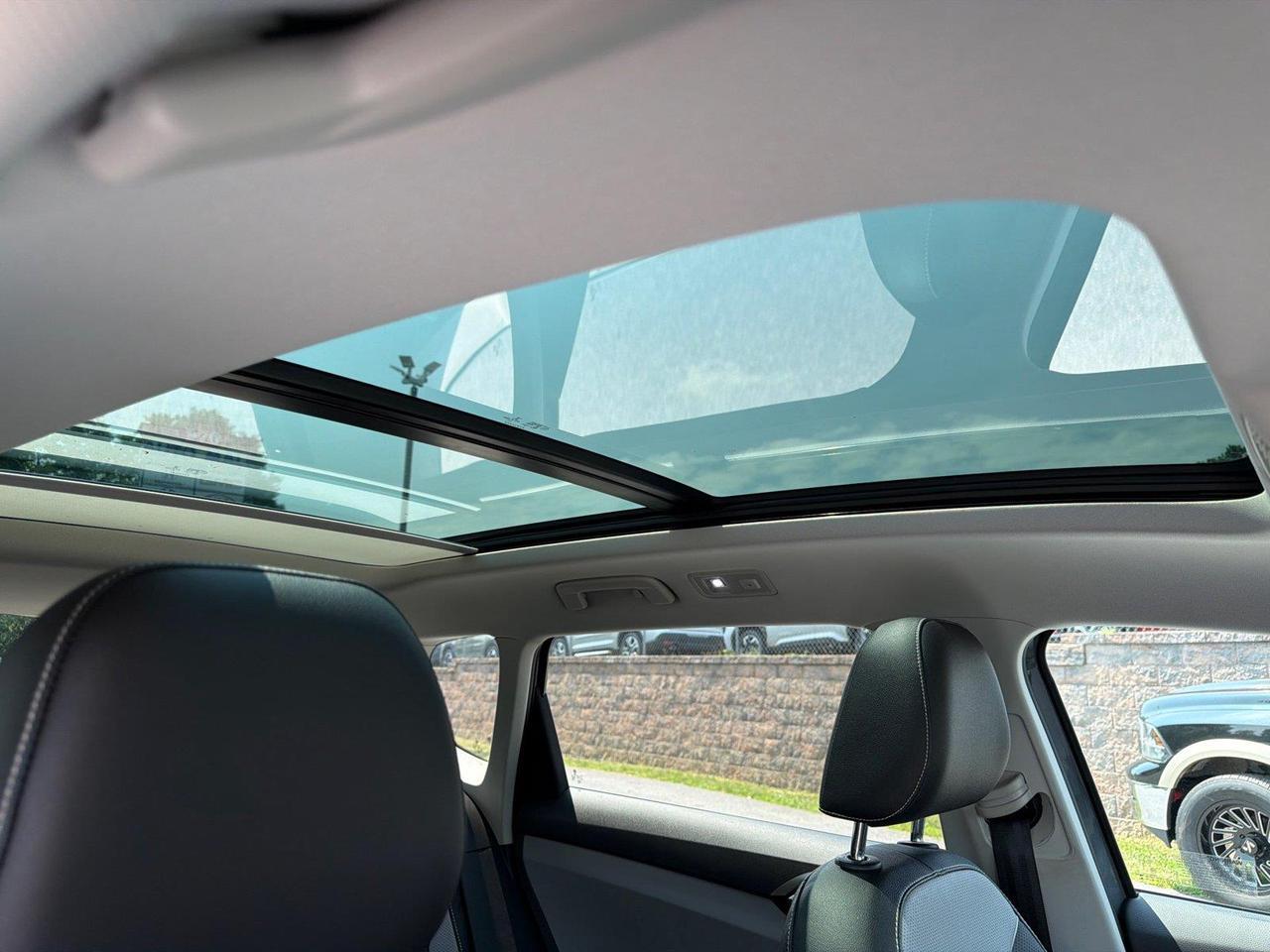 2023 Volkswagen Taos SEL Hagerstown MD