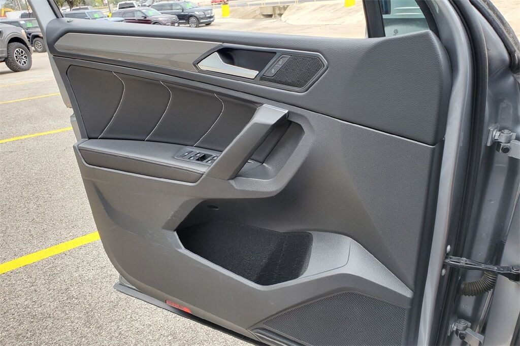 2023 Volkswagen Tiguan 2.0T SE Hondo TX