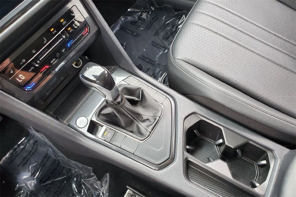 2023 Volkswagen Tiguan 2.0T SE Hondo TX