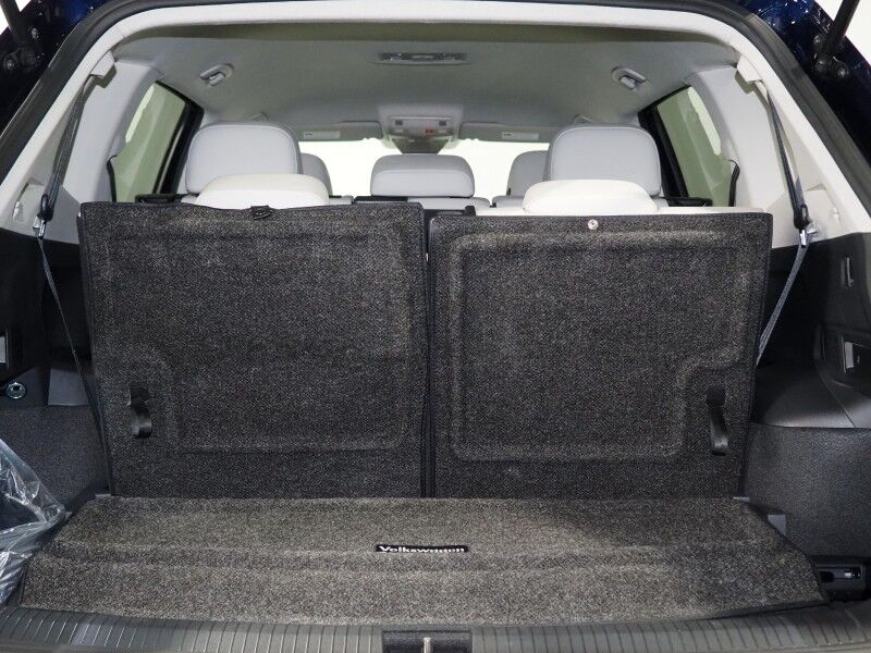 2023 Volkswagen Tiguan 2.0T SE *ADAPTIVE CRUISE, DIGITAL COCKPIT, SAFETY ALERTS, BACKUP-CAMERA, COLOR TOUCHSCREEN, HEATED SEATS, 3RD ROW SEATING, REMOTE START, WIRELESS CHARGING, ANDROID & APPLE Round Rock TX