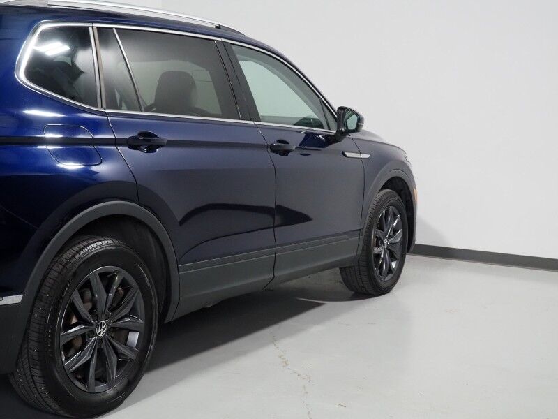 2023 Volkswagen Tiguan 2.0T SE *ADAPTIVE CRUISE, DIGITAL COCKPIT, SAFETY ALERTS, BACKUP-CAMERA, COLOR TOUCHSCREEN, HEATED SEATS, 3RD ROW SEATING, REMOTE START, WIRELESS CHARGING, ANDROID & APPLE Round Rock TX