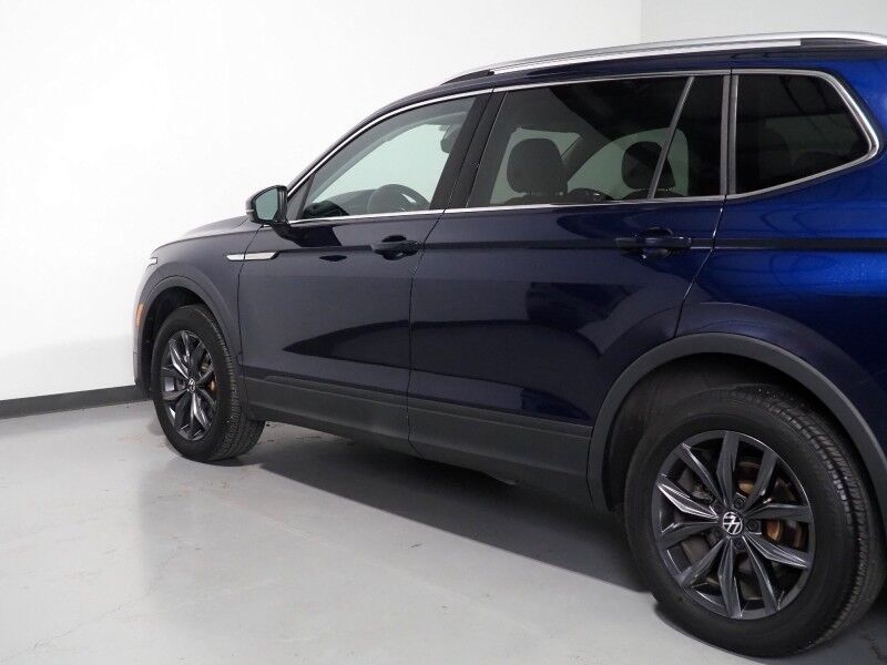 2023 Volkswagen Tiguan 2.0T SE *ADAPTIVE CRUISE, DIGITAL COCKPIT, SAFETY ALERTS, BACKUP-CAMERA, COLOR TOUCHSCREEN, HEATED SEATS, 3RD ROW SEATING, REMOTE START, WIRELESS CHARGING, ANDROID & APPLE Round Rock TX