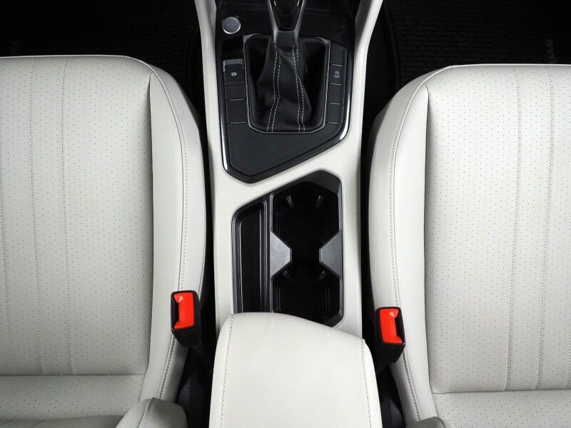 2023 Volkswagen Tiguan 2.0T SE *ADAPTIVE CRUISE, DIGITAL COCKPIT, SAFETY ALERTS, BACKUP-CAMERA, COLOR TOUCHSCREEN, HEATED SEATS, 3RD ROW SEATING, REMOTE START, WIRELESS CHARGING, ANDROID & APPLE Round Rock TX