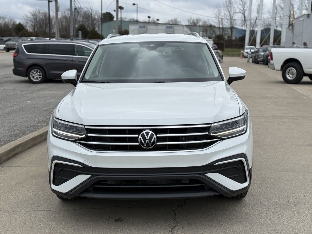 2023 Volkswagen Tiguan 2.0T SE