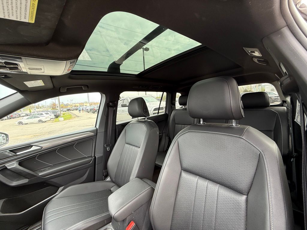 2023 Volkswagen Tiguan 2.0T SE R-Line Black Crestwood KY