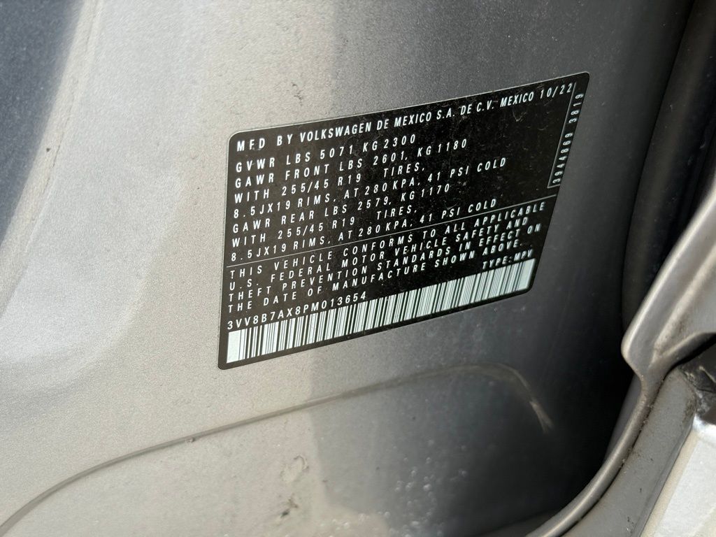 2023 Volkswagen Tiguan 2.0T SE R-Line Black Crestwood KY