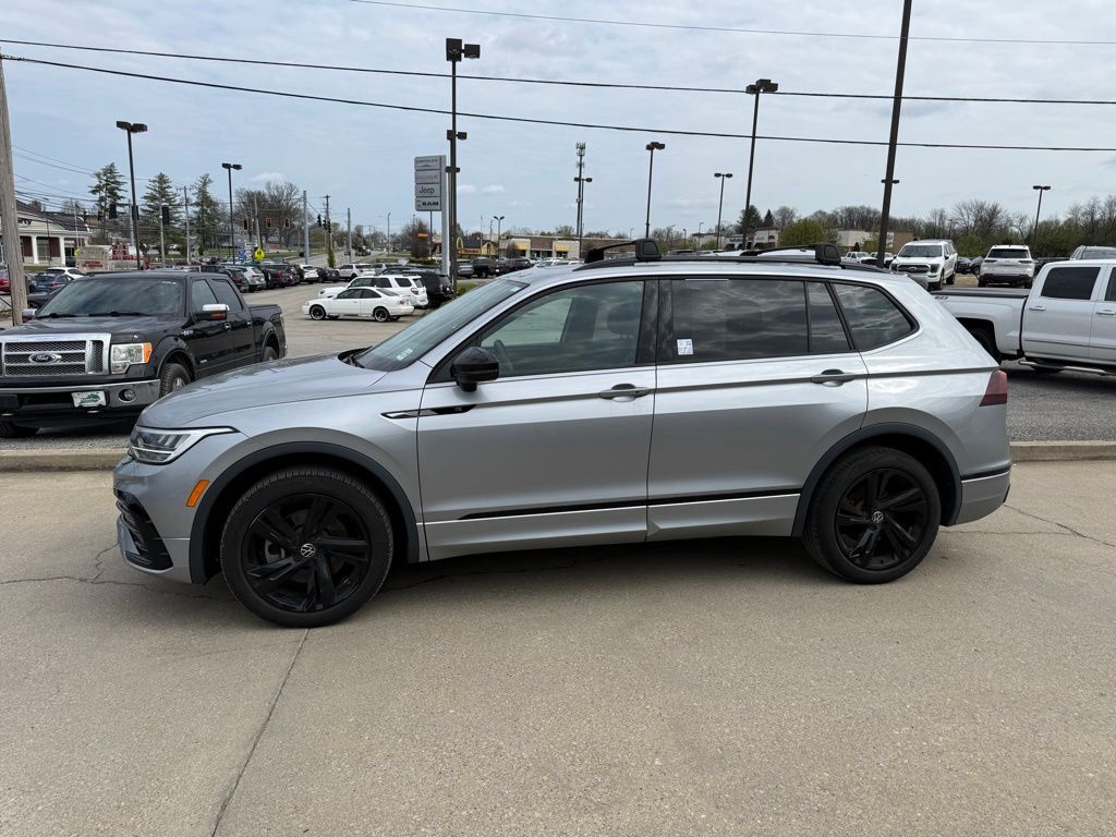 2023 Volkswagen Tiguan 2.0T SE R-Line Black Crestwood KY