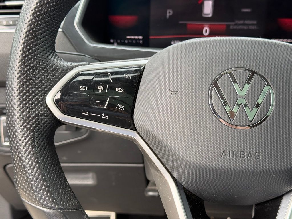 2023 Volkswagen Tiguan 2.0T SE R-Line Black Crestwood KY