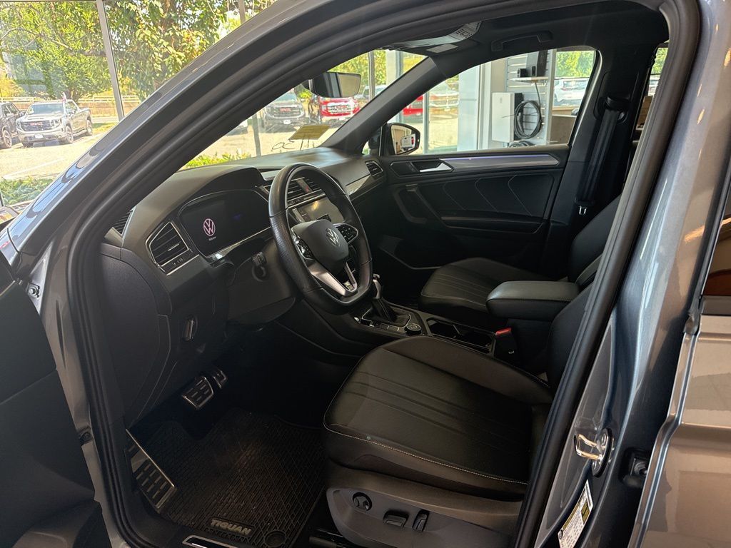 2023 Volkswagen Tiguan 2.0T SE R-Line Black North Attleboro MA