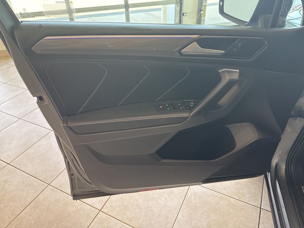 2023 Volkswagen Tiguan 2.0T SE R-Line Black North Attleboro MA
