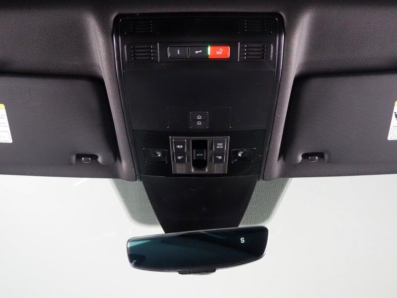 2023 Volkswagen Tiguan 2.0T SE R-Line Black *PANORAMA MOONROOF, ADAPTIVE CRUISE, DIGITAL COCKPIT, SAFETY ALERTS, BACKUP-CAMERA, COLOR TOUCHSCREEN, HEATED SEATS, 3RD ROW SEATING, REMOTE START, 19 INCH WHEELS, WIRELESS CHARGING, ANDROID & APPLE Round Rock TX