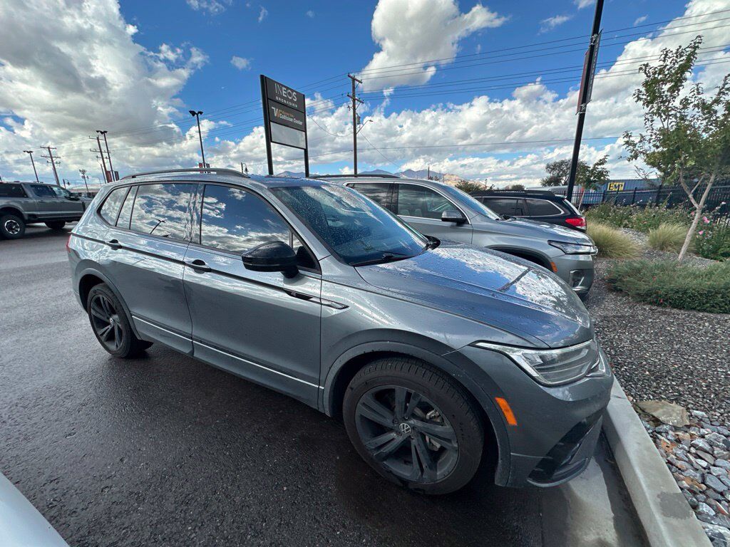 2023 Volkswagen Tiguan 2.0T SE R-Line Black