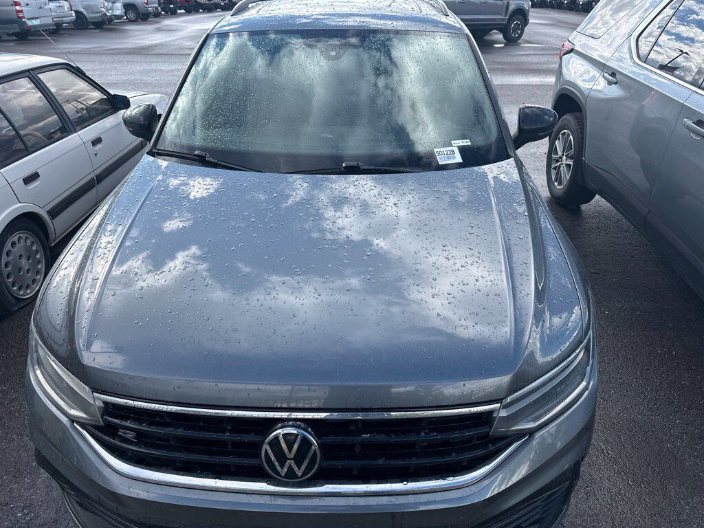 2023 Volkswagen Tiguan 2.0T SE R-Line Black
