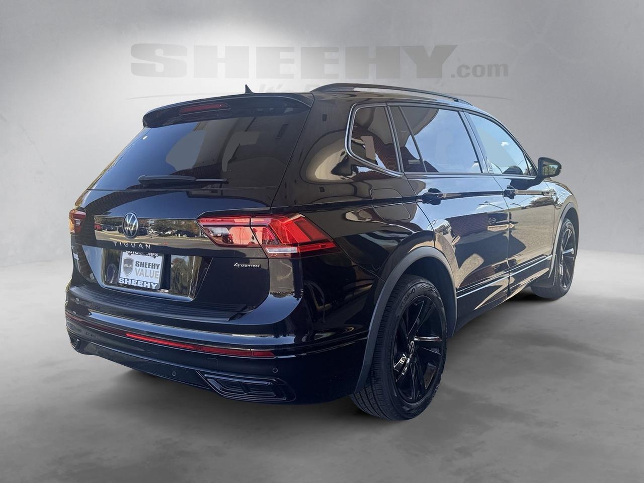 2023 Volkswagen Tiguan 2.0T SE R-Line Black Fredericksburg VA