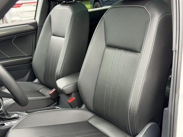 2023 Volkswagen Tiguan 2.0T SE R-Line Black Springfield VA