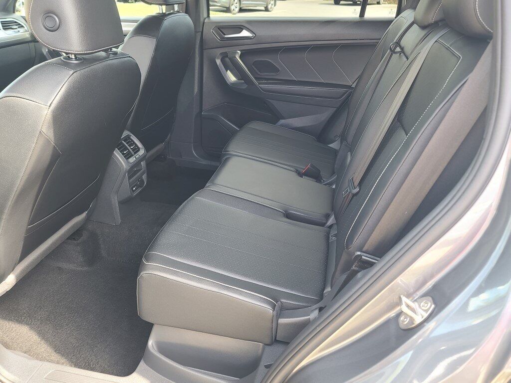 2023 Volkswagen Tiguan 2.0T SE R-Line Black Springfield VA