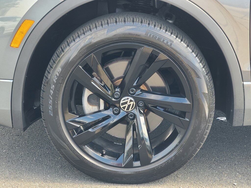 2023 Volkswagen Tiguan 2.0T SE R-Line Black Springfield VA