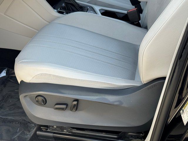 2023 Volkswagen Tiguan 2.0T SE R-Line Black Springfield VA