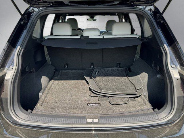 2023 Volkswagen Tiguan 2.0T SE R-Line Black Springfield VA