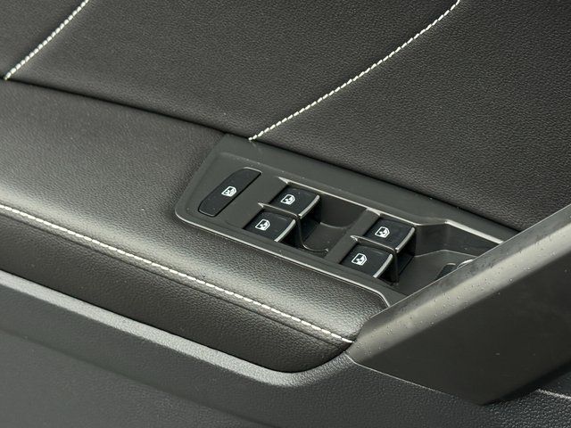2023 Volkswagen Tiguan 2.0T SE R-Line Black Springfield VA