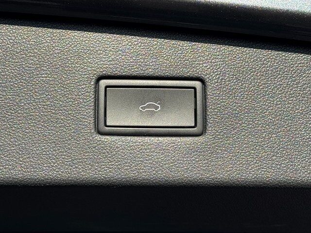 2023 Volkswagen Tiguan 2.0T SE R-Line Black Springfield VA