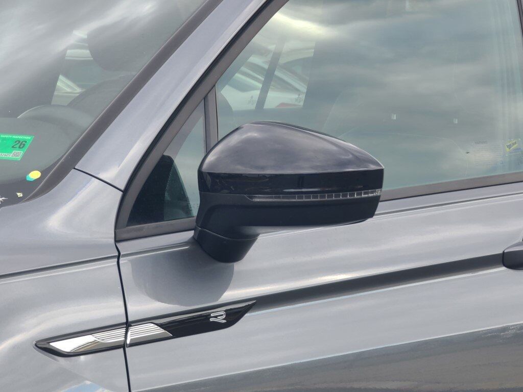 2023 Volkswagen Tiguan 2.0T SE R-Line Black Springfield VA