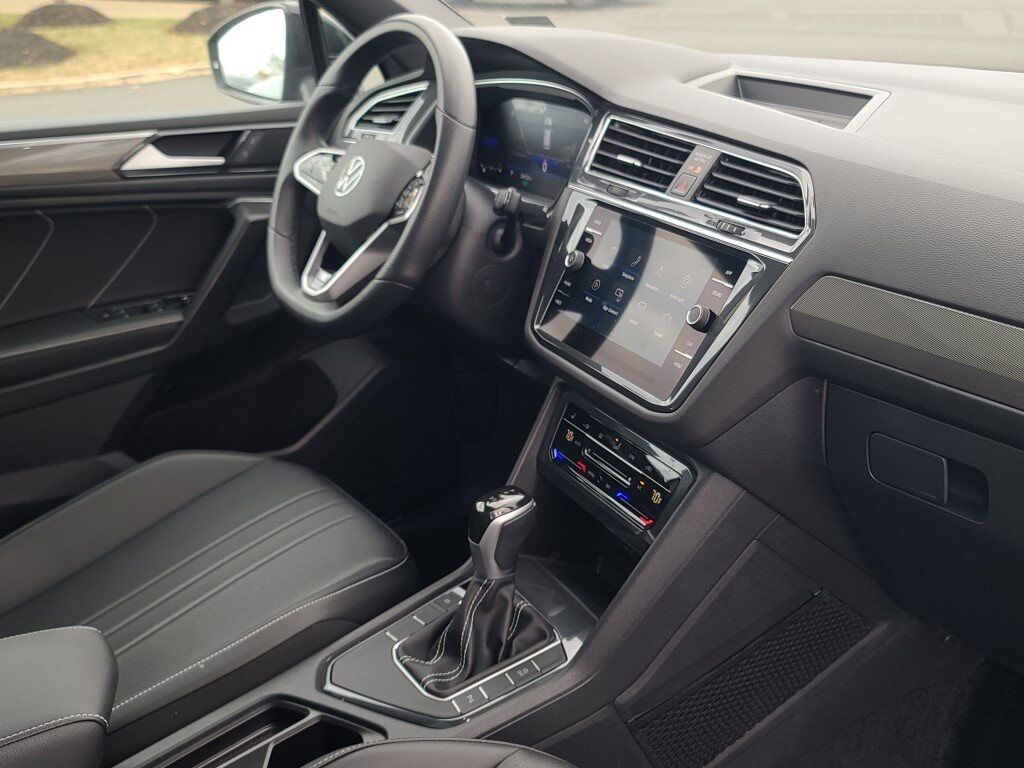 2023 Volkswagen Tiguan 2.0T SE R-Line Black Springfield VA