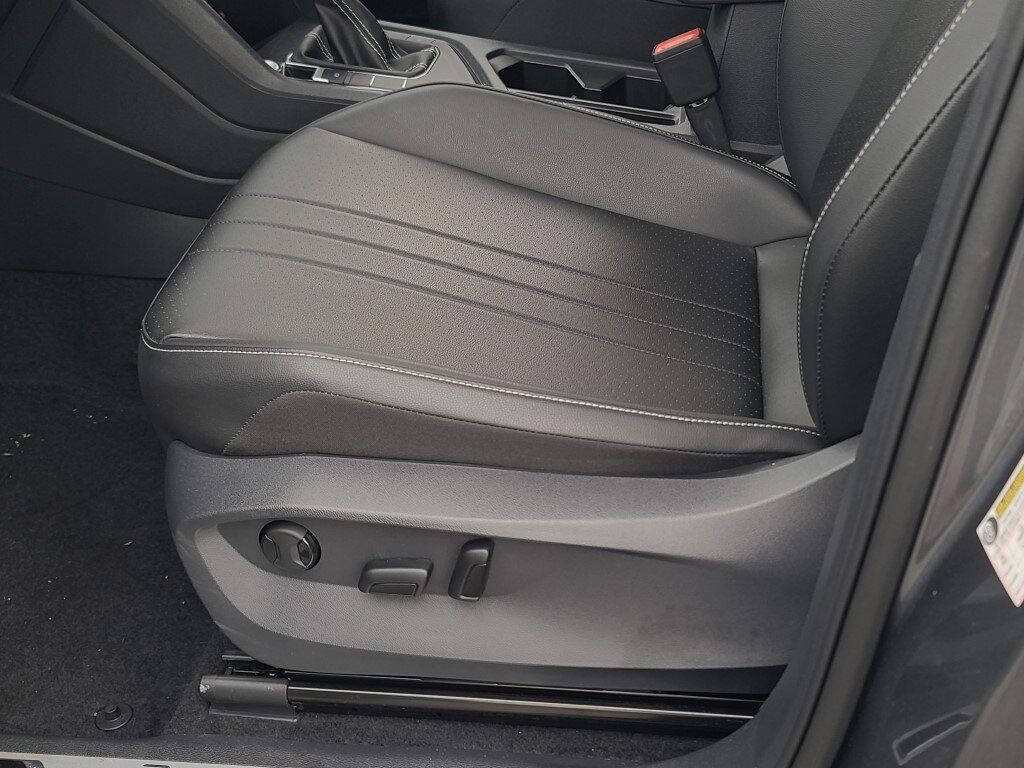 2023 Volkswagen Tiguan 2.0T SE R-Line Black Springfield VA